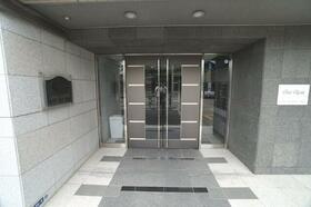 14/14 エントランス