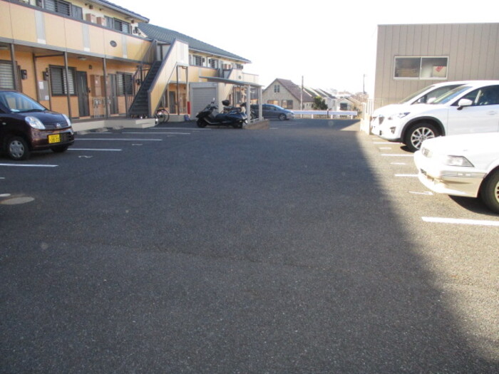 17/18 駐車場