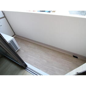 13/26 バルコニー