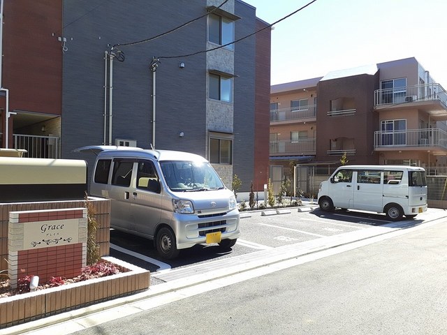 14/20 駐車場
