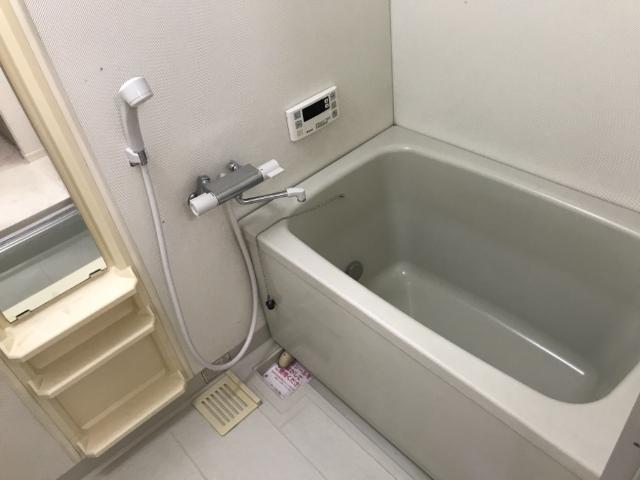 15/30 浴室