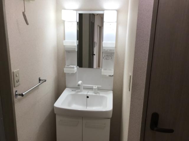 17/30 洗面
