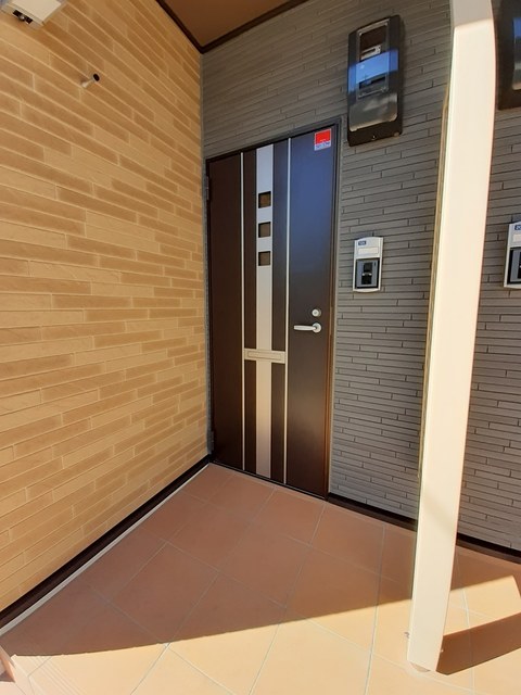 13/20 エントランス