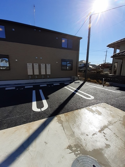 14/20 駐車場