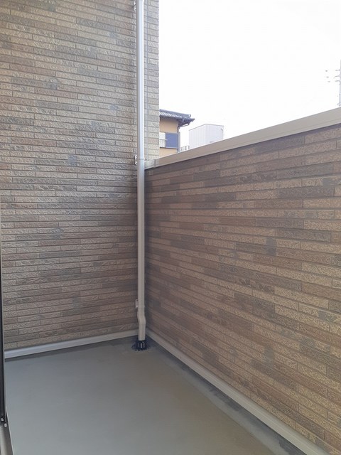 13/20 バルコニー