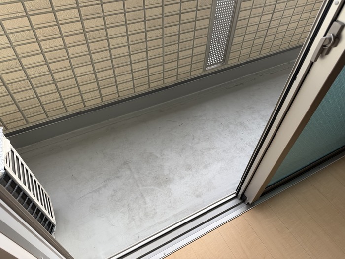 17/20 バルコニー