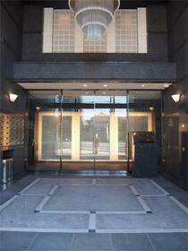 16/22 エントランス