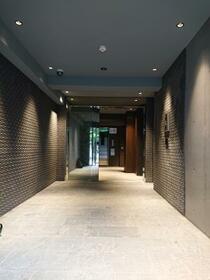 2/5 エントランス