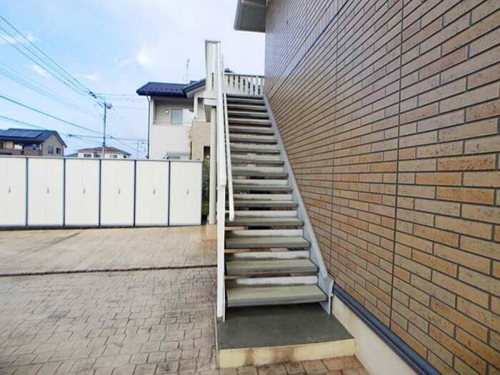 19/28 エントランス