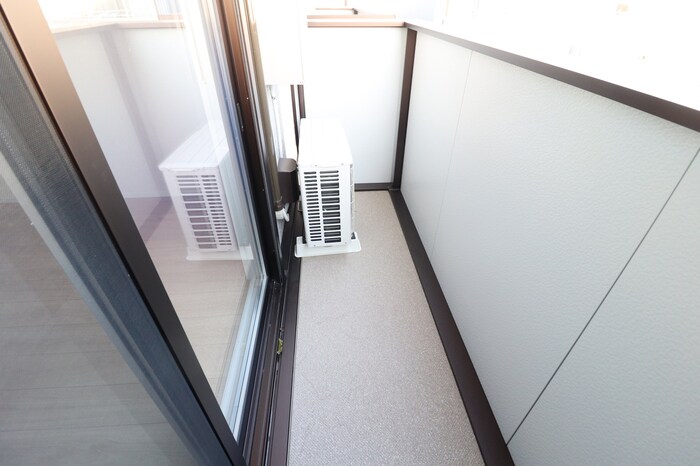 16/27 バルコニー