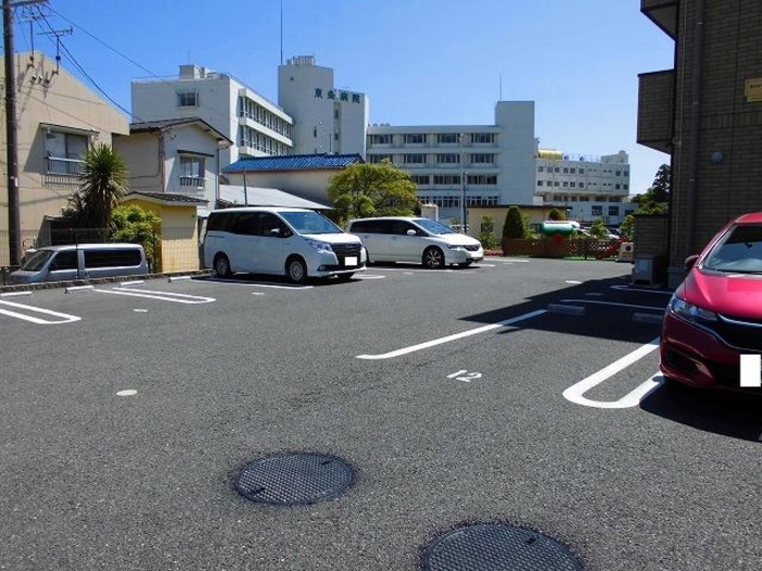 20/20 駐車場