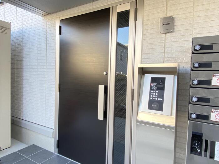 13/13 エントランス