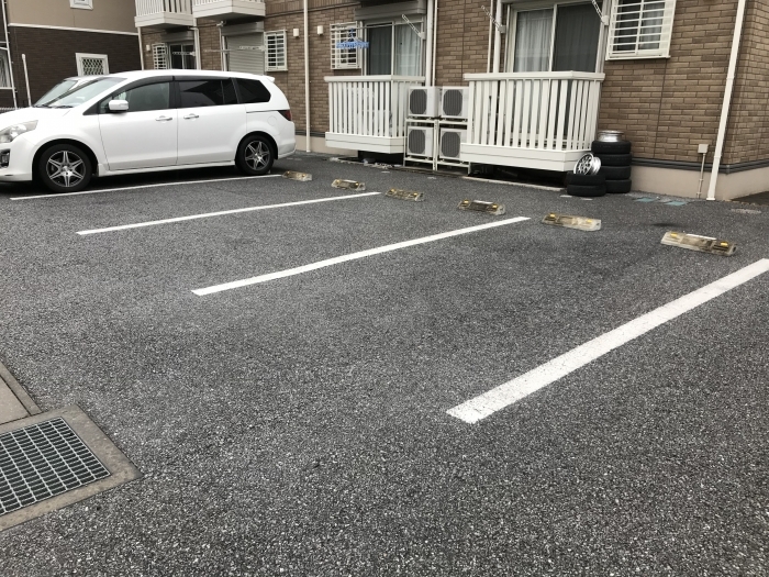 20/28 駐車場
