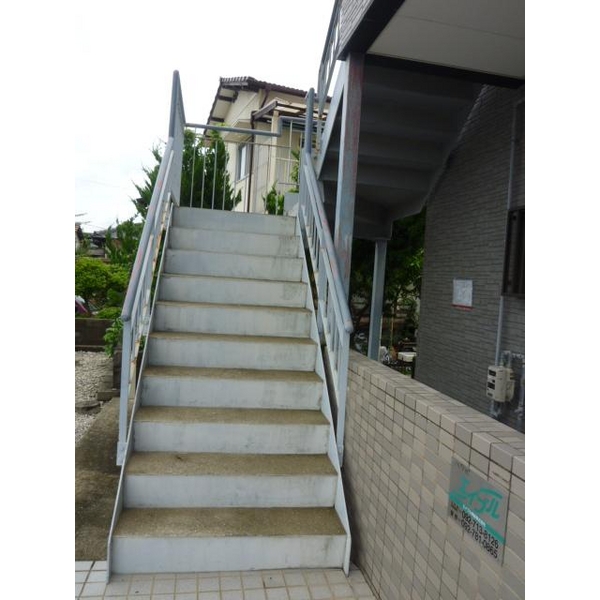 14/17 エントランス