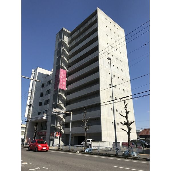 liberal　(リベラル)外観