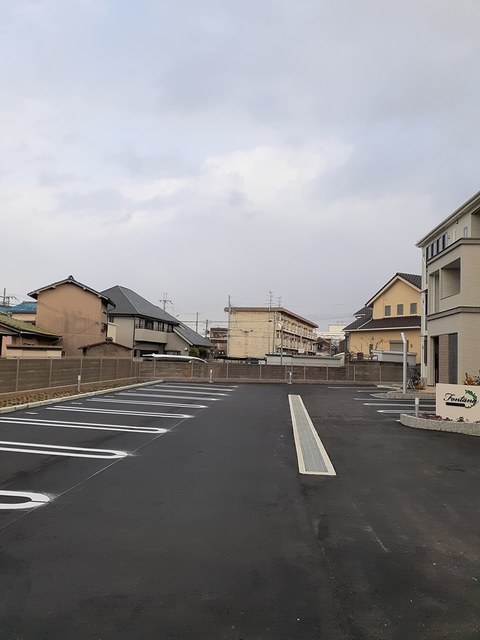 2/8 駐車場