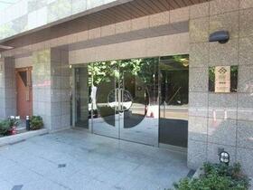 14/15 エントランス