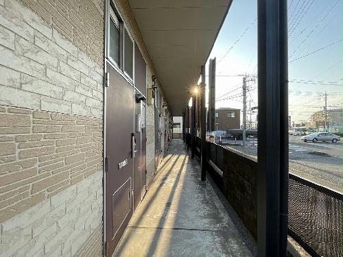 13/23 エントランス