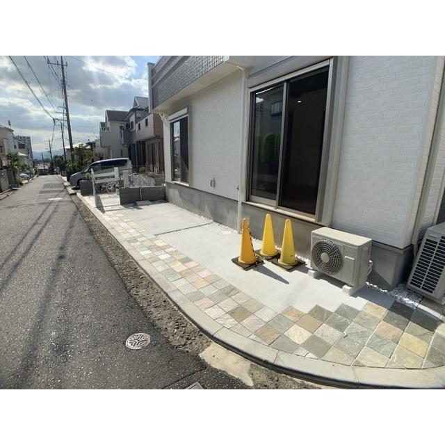 22/22 駐車場