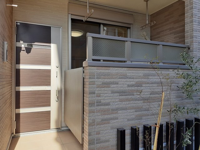 14/20 エントランス