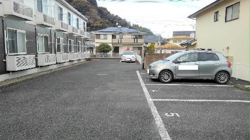 14/19 駐車場