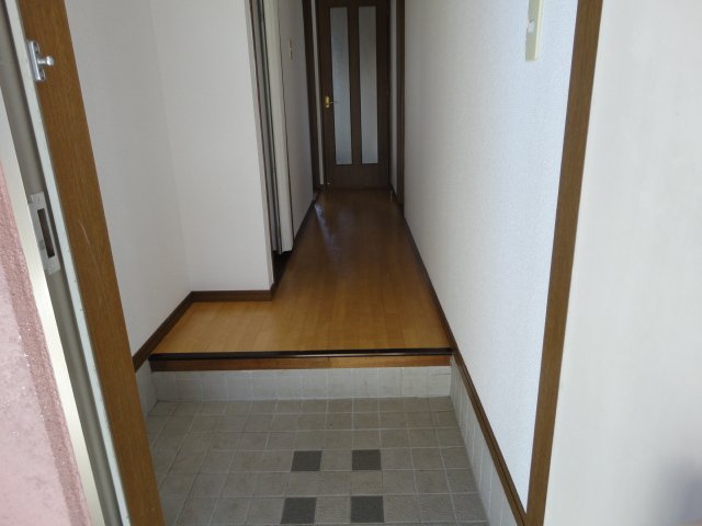 14/23 玄関