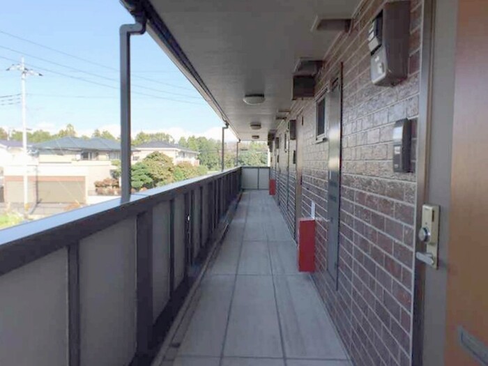 19/28 エントランス