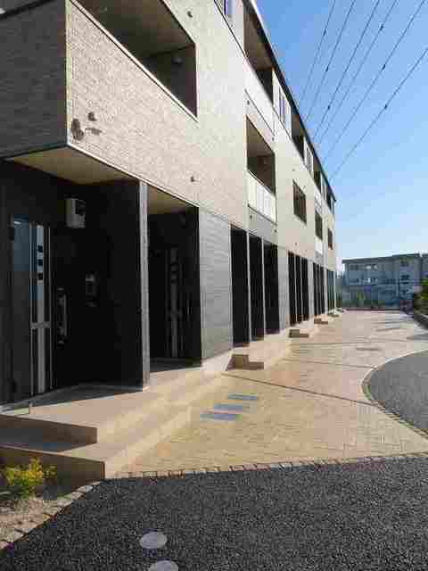 14/20 エントランス