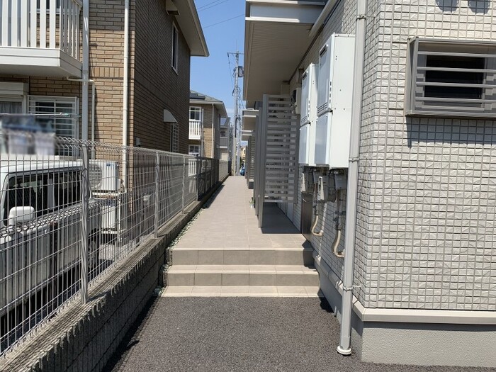 19/28 エントランス