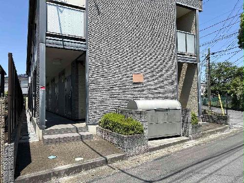 14/14 エントランス