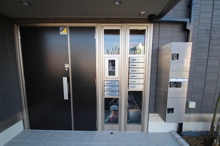 2/4 エントランス