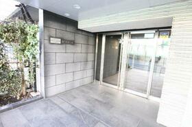 15/16 エントランス