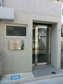 18/20 エントランス