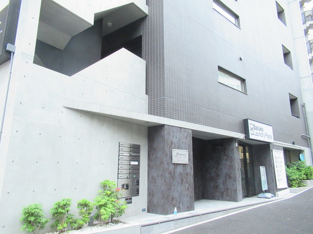 21/24 エントランス
