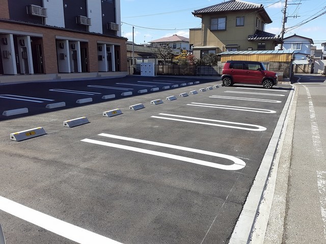 14/22 駐車場