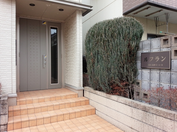 19/22 エントランス