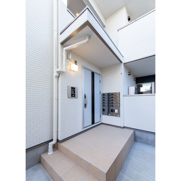 4/4 エントランス