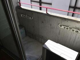 13/16 バルコニー