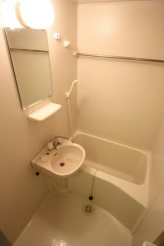 5/13 浴室