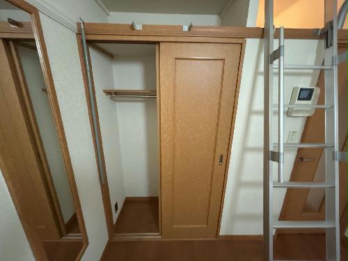 14/14 エントランス