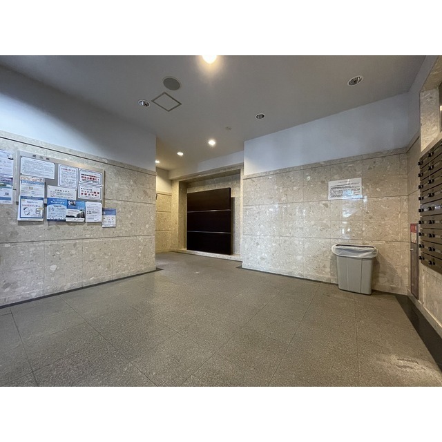 2/6 エントランス