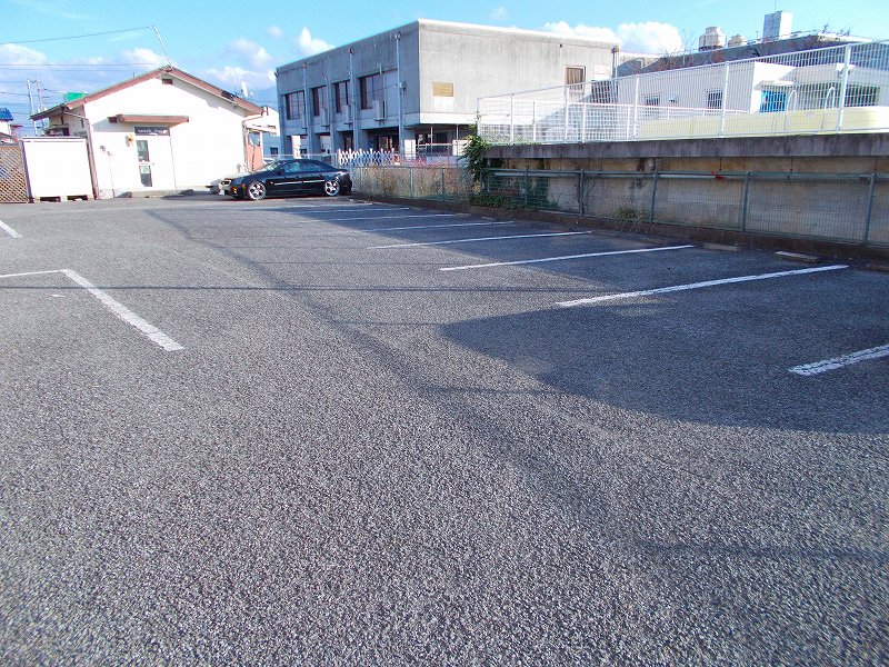 14/20 駐車場