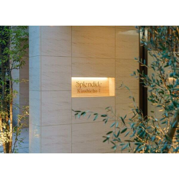 3/7 エントランス