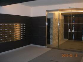 14/17 エントランス