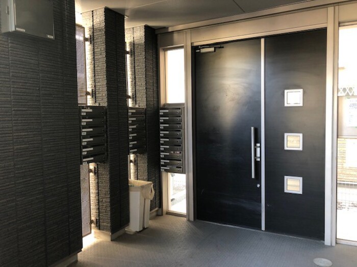 19/29 エントランス