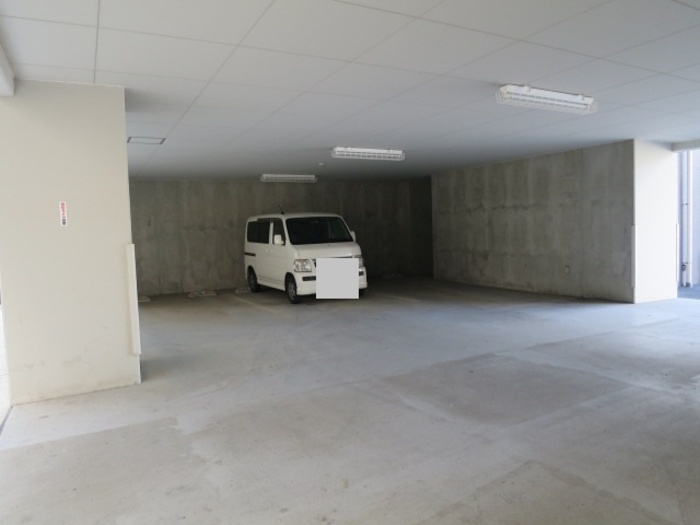 3/7 駐車場