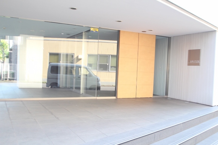 19/22 エントランス