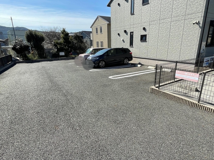 2/5 駐車場