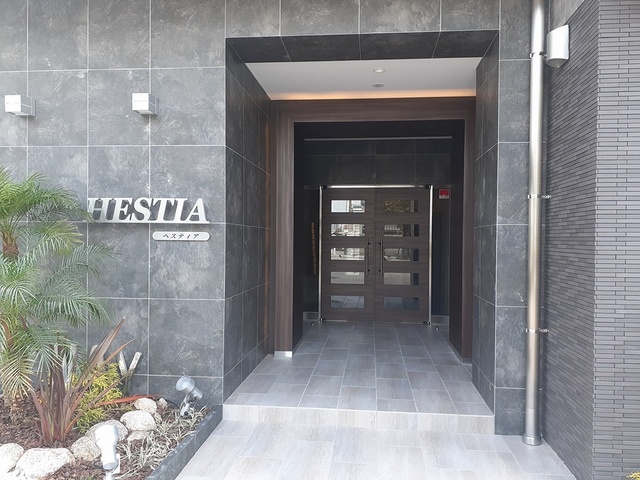 14/23 エントランス