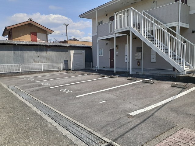 14/20 駐車場